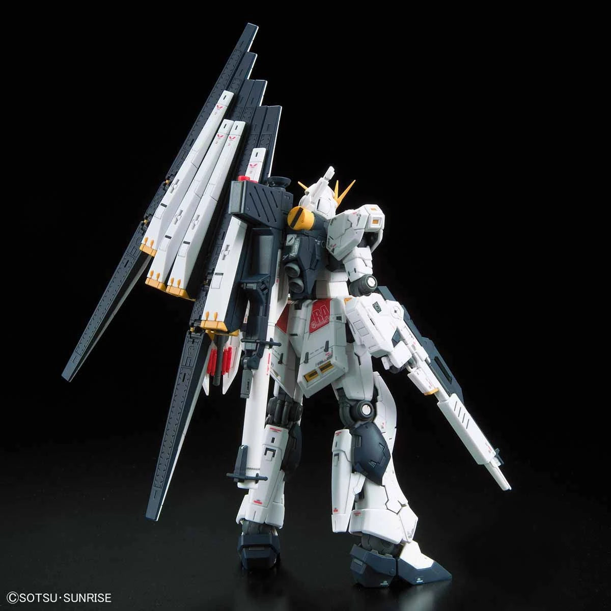 RG #032 RX-93 Nu Gundam 1/144
