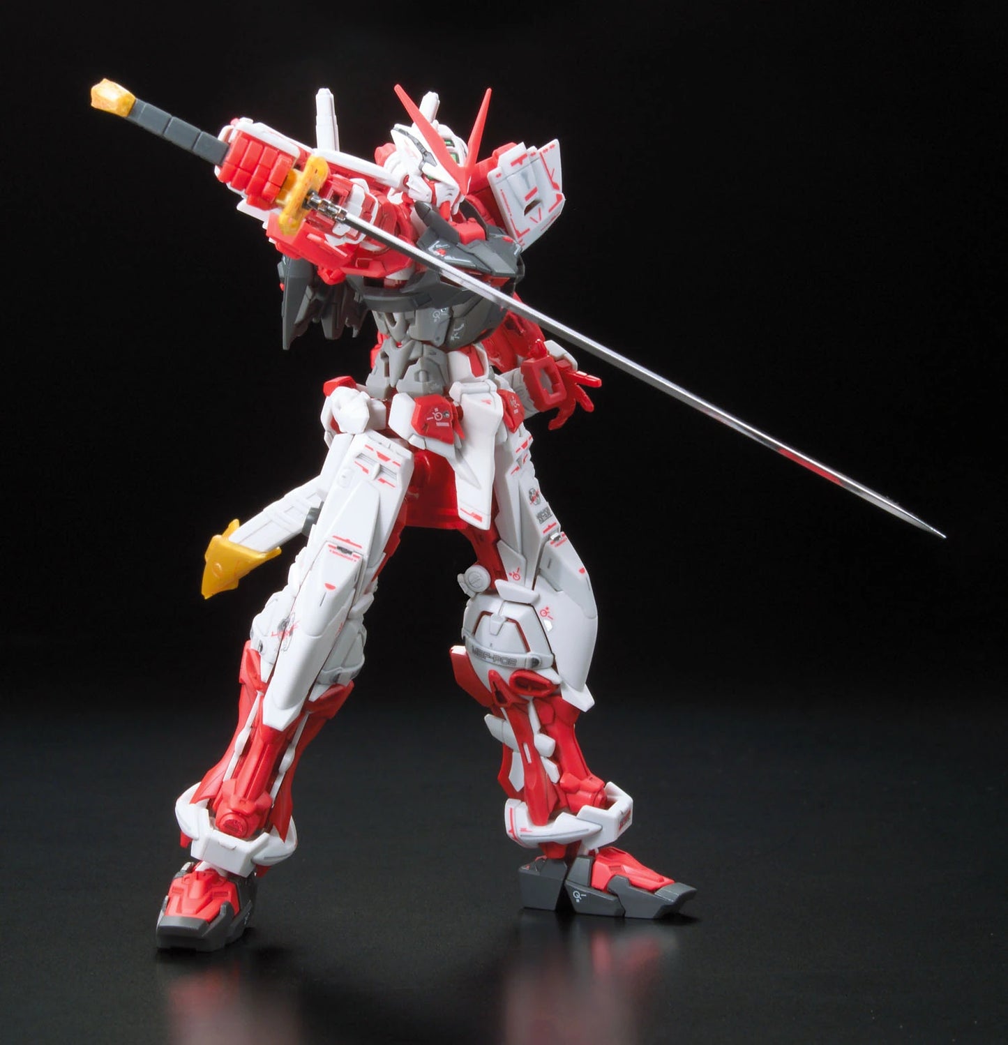 RG #019 MBF-P02 Gundam Astray Red Frame 1:144