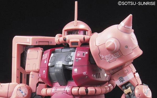RG #002 MS-06S Zaku II Char Aznable Custom 1/144